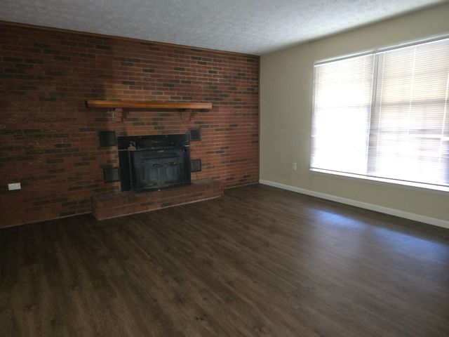 225 Highway 930, Artemus, KY 40903