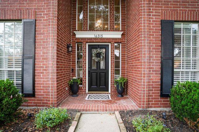 16315 Hammerwood Court, Tomball, TX 77377