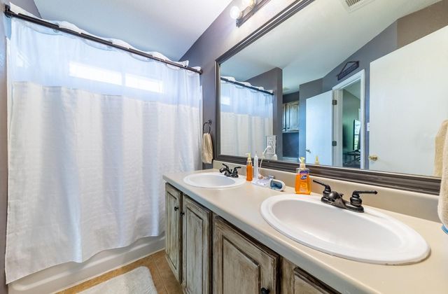 209 Prairie Verbena DR, Kyle, TX 78640