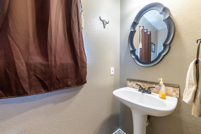 209 Prairie Verbena DR, Kyle, TX 78640