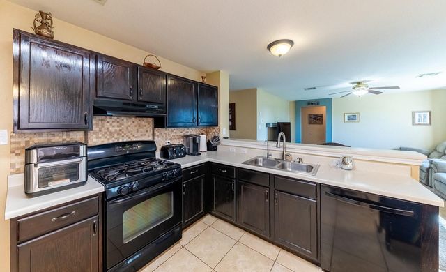 209 Prairie Verbena DR, Kyle, TX 78640