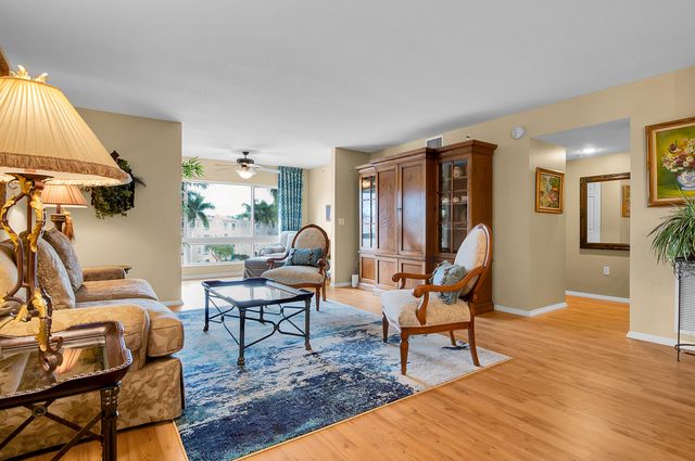 5749 Gemstone Court 403, Boynton Beach, FL 33437