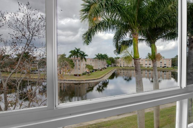 5749 Gemstone Court 403, Boynton Beach, FL 33437