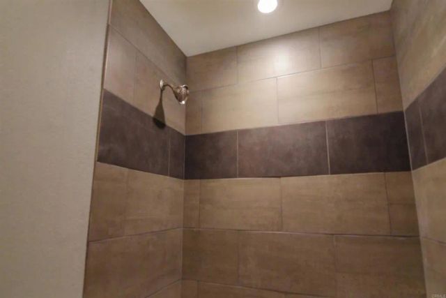 10760 N Magnolia Avenue B6, Santee, CA 92071