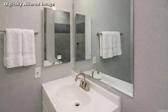 10760 N Magnolia Avenue B6, Santee, CA 92071