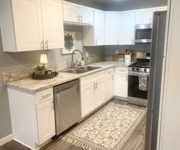 10760 N Magnolia Avenue B6, Santee, CA 92071