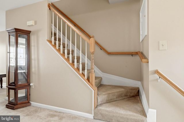 227 FRAZER DR, Purcellville, VA 20132