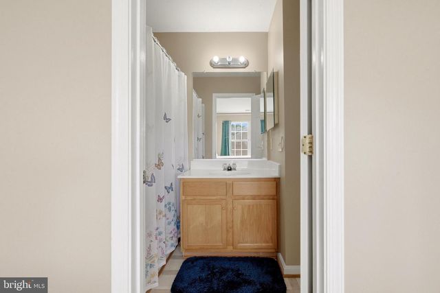 227 FRAZER DR, Purcellville, VA 20132