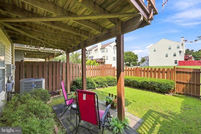 227 FRAZER DR, Purcellville, VA 20132