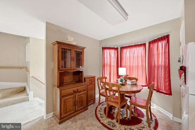 227 FRAZER DR, Purcellville, VA 20132
