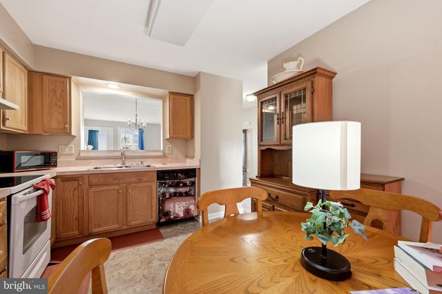 227 FRAZER DR, Purcellville, VA 20132