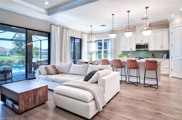 8250 Promoso CT, Naples, FL 34114