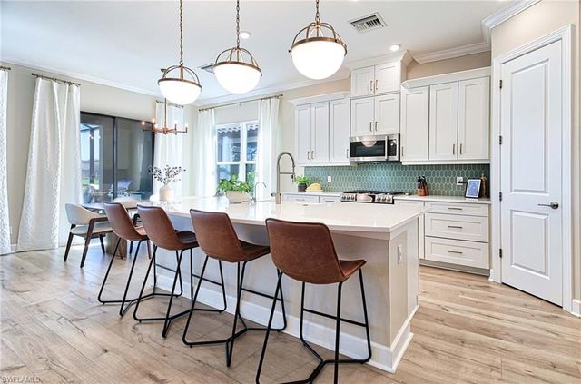 8250 Promoso CT, Naples, FL 34114