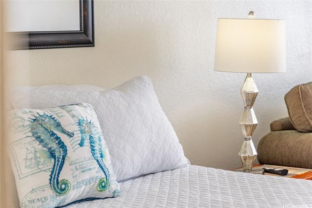 445 Seaside Avenue 2510, Honolulu, HI 96815