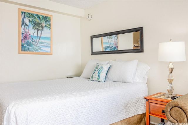 445 Seaside Avenue 2510, Honolulu, HI 96815