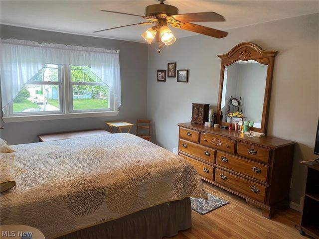 2006 Campus Road, South Euclid, OH 44121