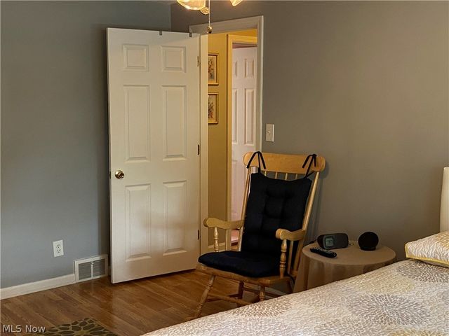 2006 Campus Road, South Euclid, OH 44121