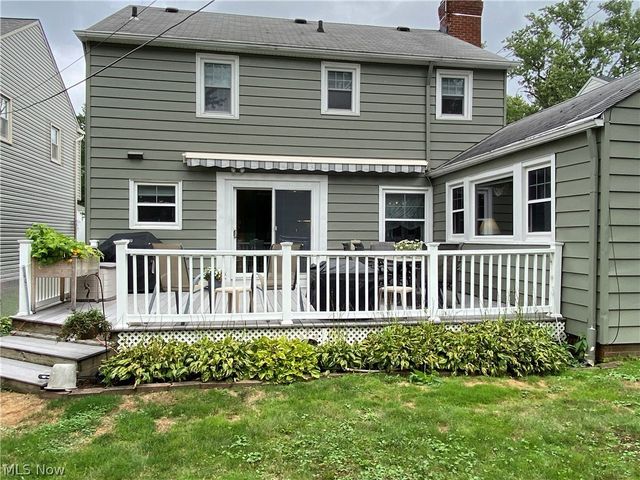 2006 Campus Road, South Euclid, OH 44121