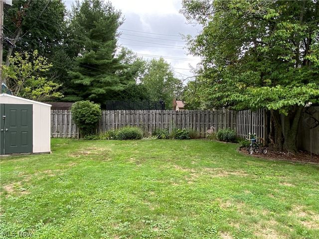 2006 Campus Road, South Euclid, OH 44121
