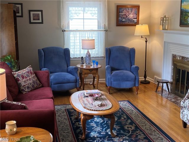 2006 Campus Road, South Euclid, OH 44121