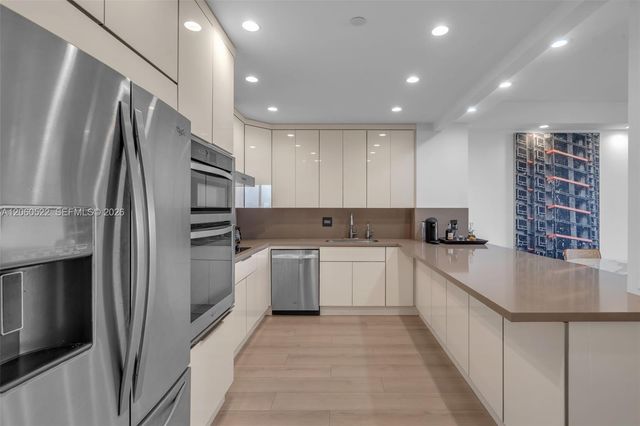 151 Crandon Blvd 736 736, Key Biscayne, FL 33149