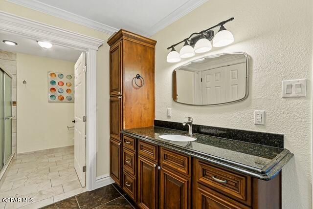 350 Thunderbird Drive 71, El Paso, TX 79912