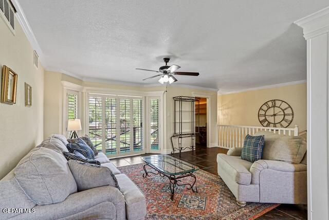 350 Thunderbird Drive 71, El Paso, TX 79912