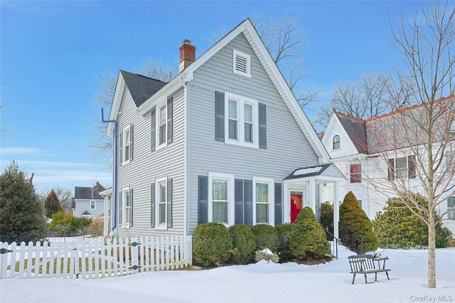 9 Clinton Place, Suffern, NY 10901