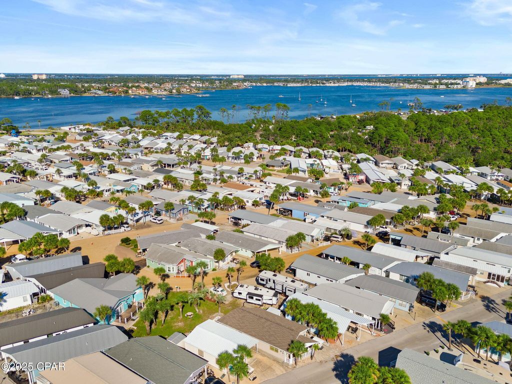 Image 8 of property listing at 207 Squid Lane, Panama City Beach, FL 32408