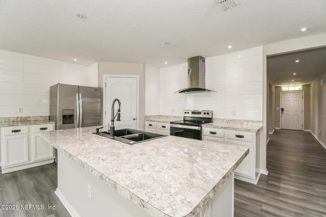 6902 LANGFORD Street, Jacksonville, FL 32219