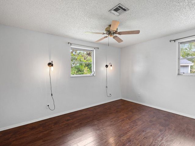 1216 SUNSET AVENUE, Nokomis, FL 34275