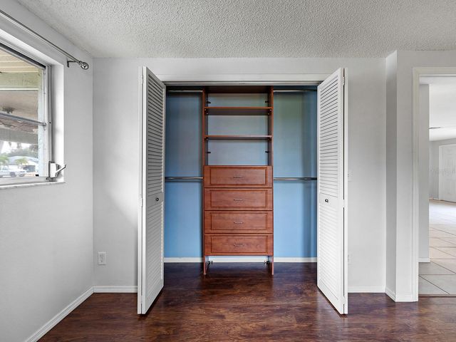 1216 SUNSET AVENUE, Nokomis, FL 34275