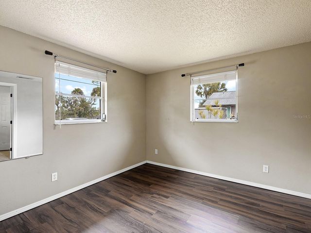 1216 SUNSET AVENUE, Nokomis, FL 34275