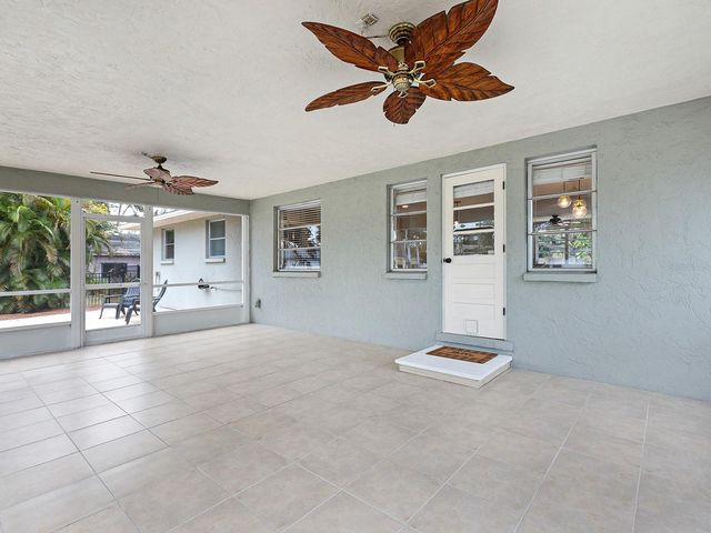 1216 SUNSET AVENUE, Nokomis, FL 34275