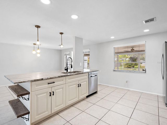 1216 SUNSET AVENUE, Nokomis, FL 34275