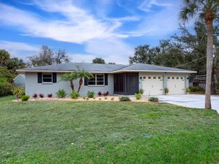 1216 SUNSET AVENUE, Nokomis, FL 34275