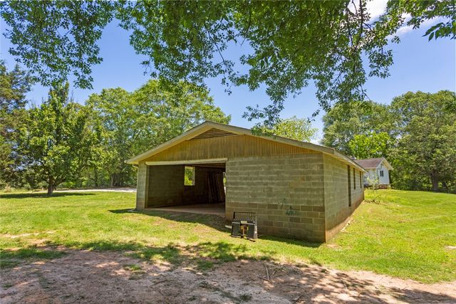 2549 Six Mile Highway, Central, SC 29630