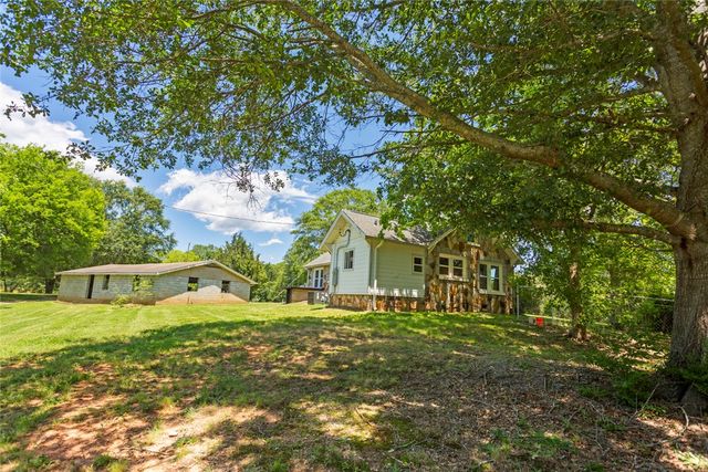 2549 Six Mile Highway, Central, SC 29630