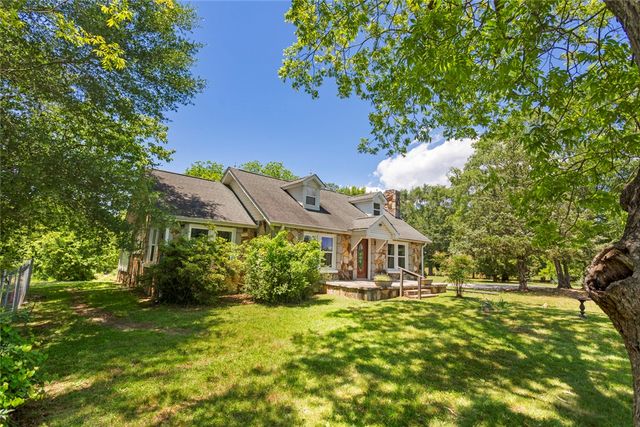 2549 Six Mile Highway, Central, SC 29630