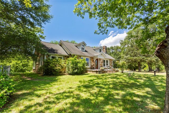 2549 Six Mile Highway, Central, SC 29630