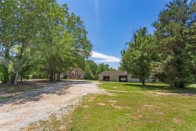 2549 Six Mile Highway, Central, SC 29630