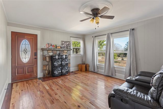 2549 Six Mile Highway, Central, SC 29630