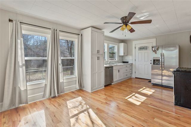 2549 Six Mile Highway, Central, SC 29630