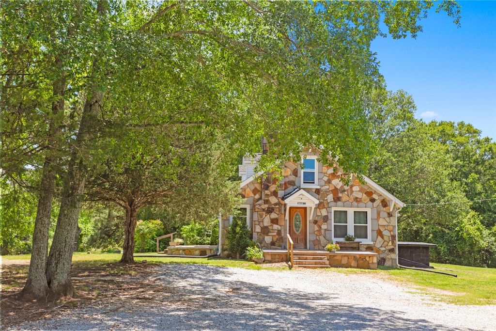 2549 Six Mile Highway, Central, SC 29630