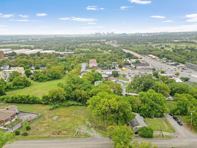 3214 Resha Ln, Nashville, TN 37218