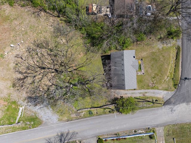 3214 Resha Ln, Nashville, TN 37218