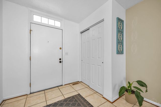 11 Devon Court, Fairfield, OH 45014