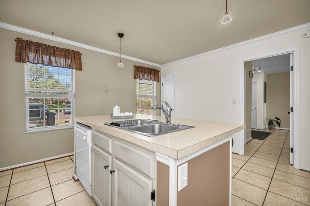 11 Devon Court, Fairfield, OH 45014