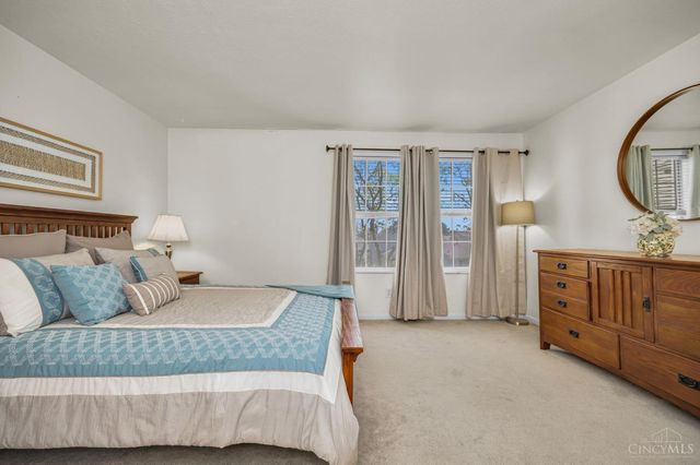 11 Devon Court, Fairfield, OH 45014