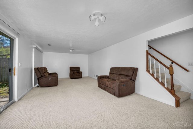 11 Devon Court, Fairfield, OH 45014